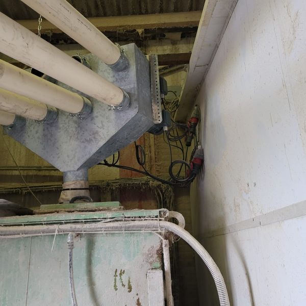 WhatsApp Image 2025-11-21 at 17.18.05 (1)