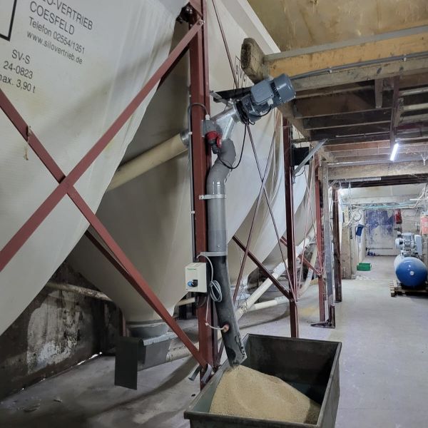 WhatsApp Image 2025-11-21 at 17.18.05 (3)